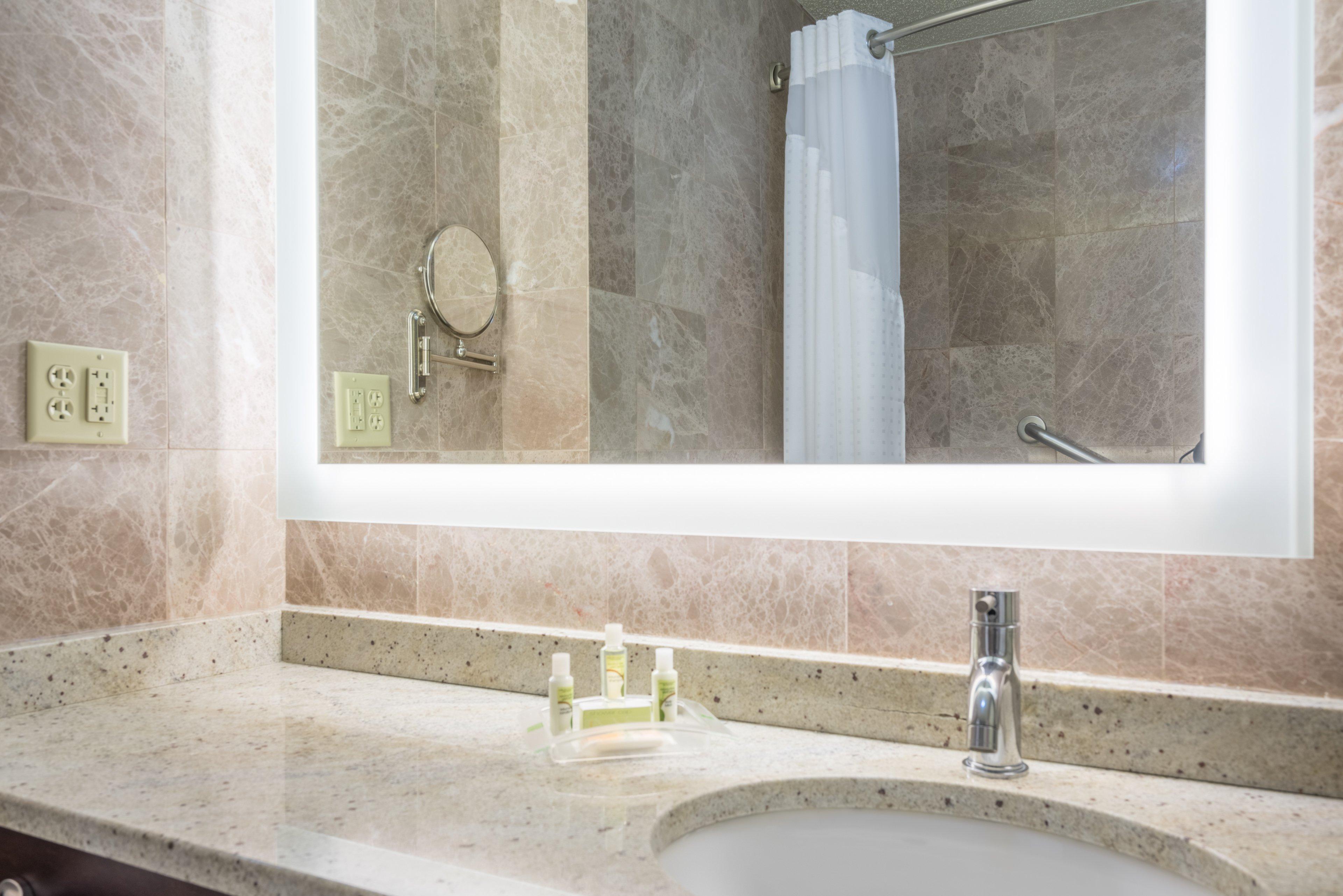 Holiday Inn Cape Cod - Hyannis By Ihg Экстерьер фото